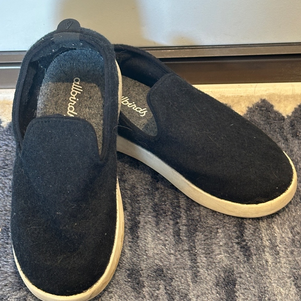 Allbirds Wool Lounger Sneakers in Black